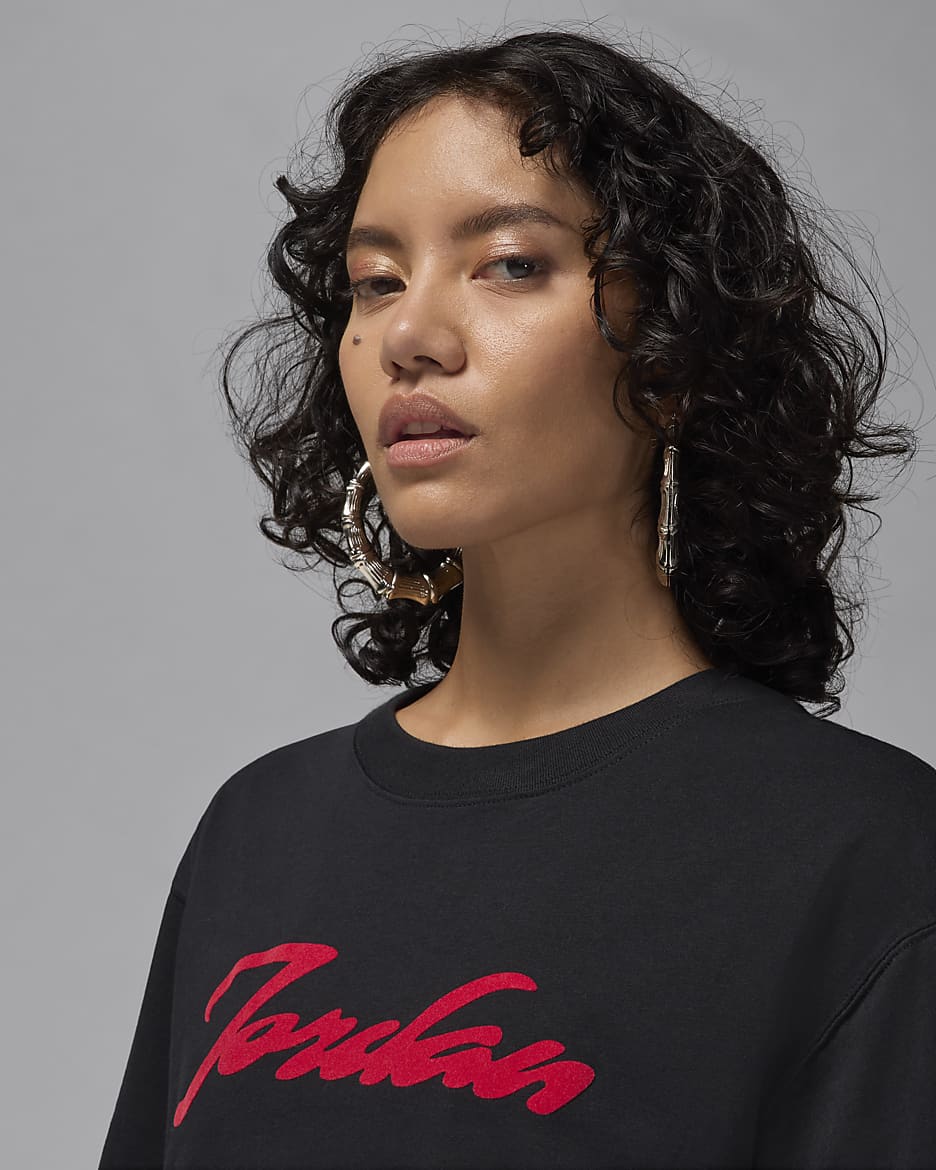 Red and black nike shirt womens hotsell